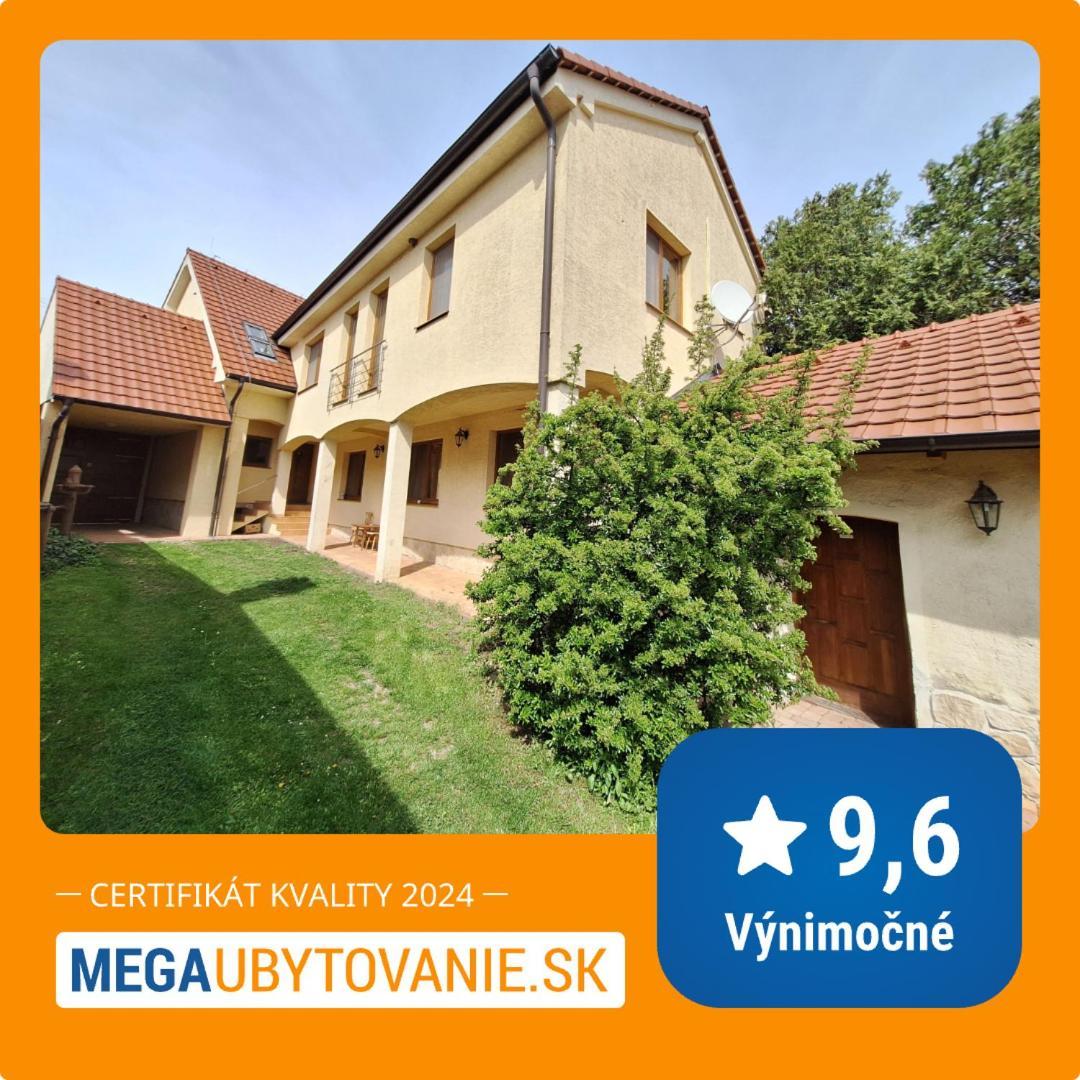Penzión Villa Agnes Smolenice Exterior foto